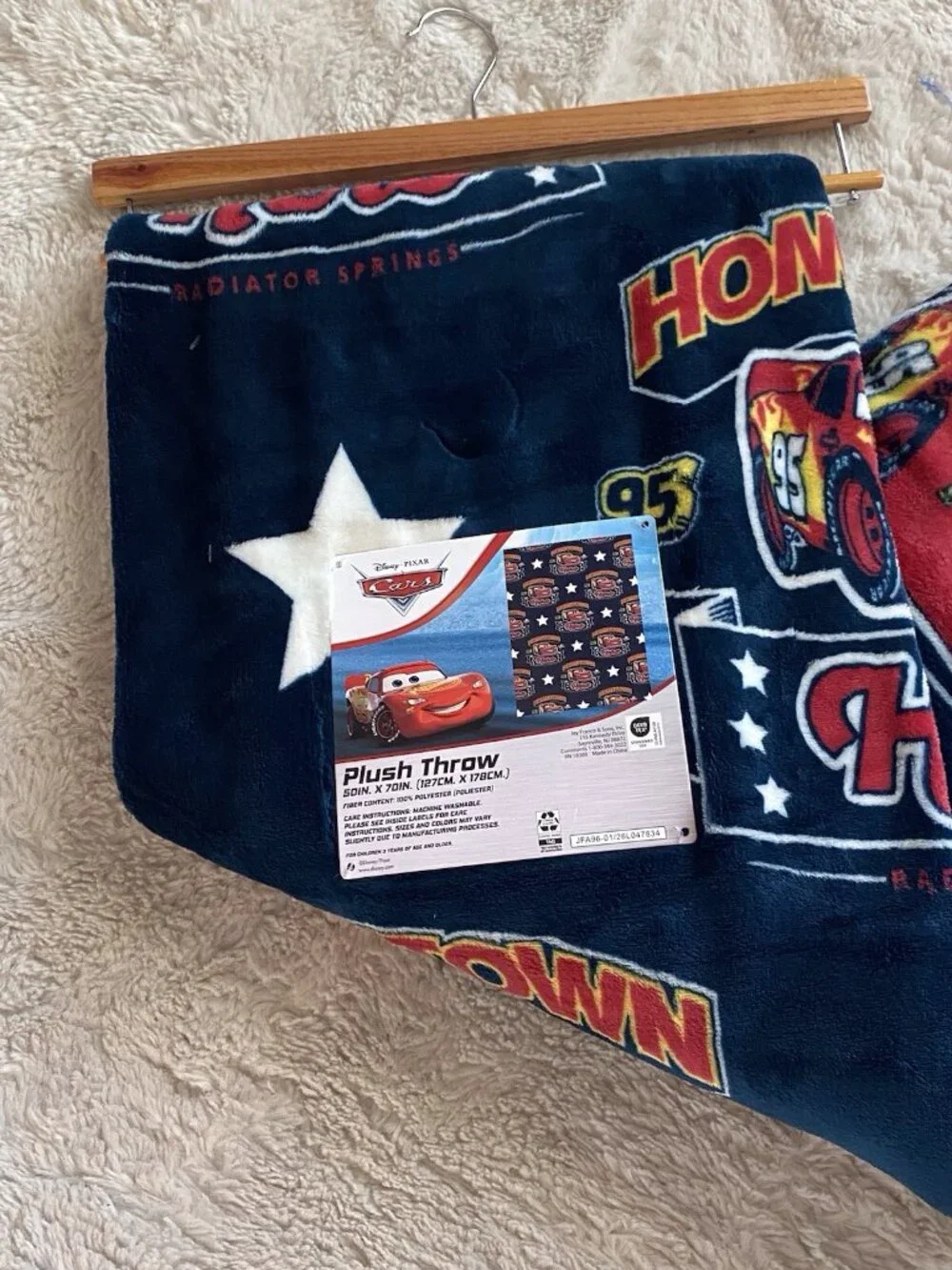 DISNEY Pixar CARS LIGHTNING MCQUEEN 95 Hometown Hero Throw Blanket 50” X 70” NEW